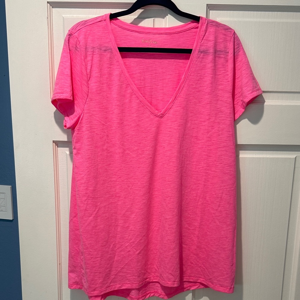 Lilly Pulitzer Etta Vibrant Pink V-Neck Tee XL EUC